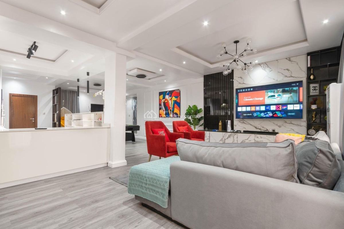 Aesthetically 2 Bedroom Apartment, Lekki Phase 1, Lekki, Lagos, Flat / Apartment Short Let