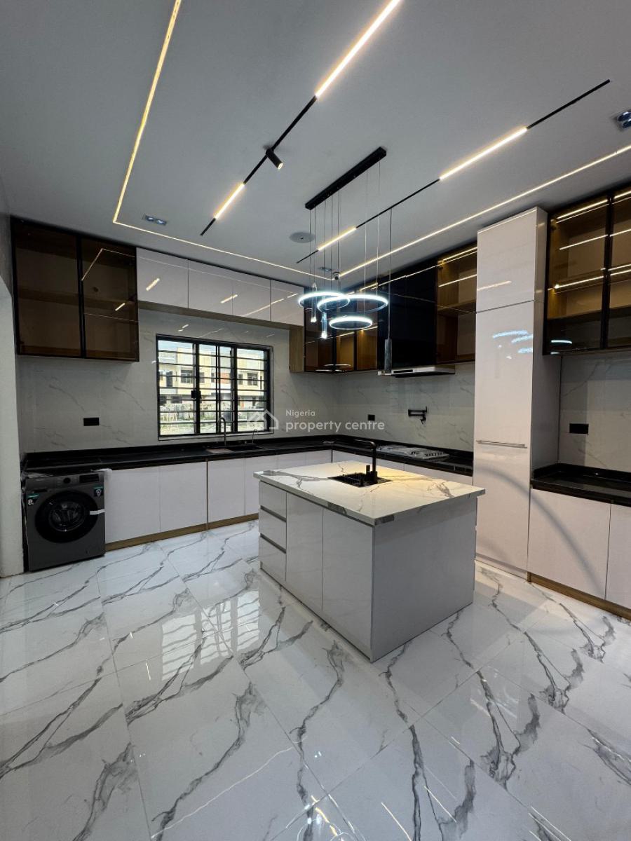 Beautiful 5 Bedroom Detached Duplex with Pool and Bq, Chevron Toll Gate, Lekki, Lagos, Detached Duplex for Sale