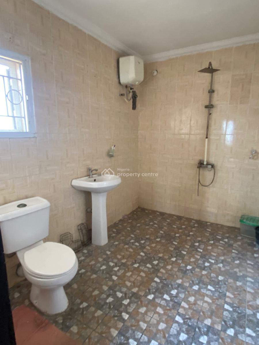 Luxury Spacious One Room Shared in a 2 Bedroom, New Road, Lekki, Lagos, Flat / Apartment for Rent