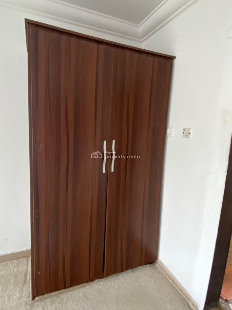 Luxury Spacious One Room Shared in a 2 Bedroom, New Road, Lekki, Lagos, Flat / Apartment for Rent