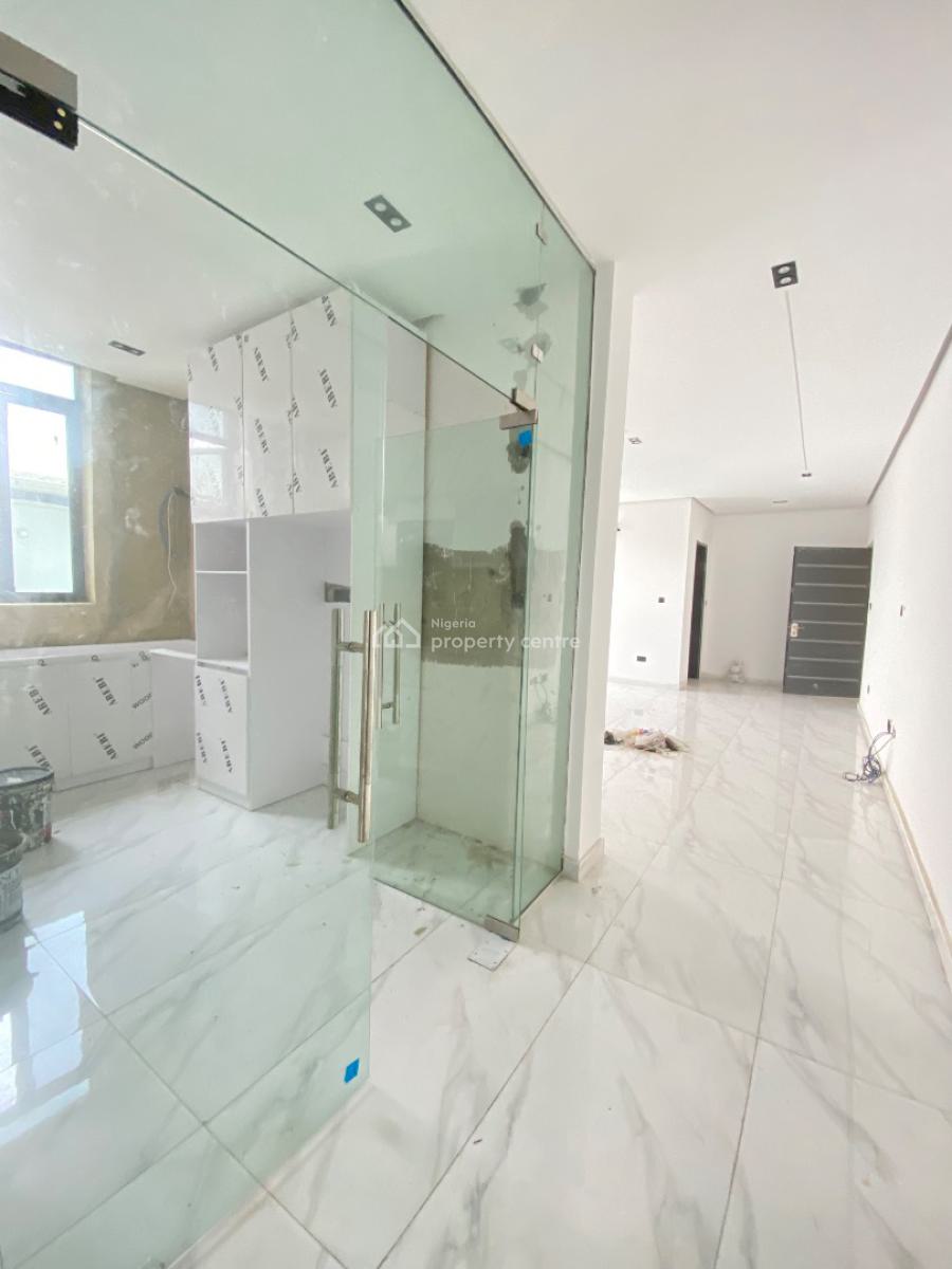 2 Bedroom Apartments, Ologolo, Lekki Lagos, Ologolo, Lekki, Lagos, Flat / Apartment for Sale