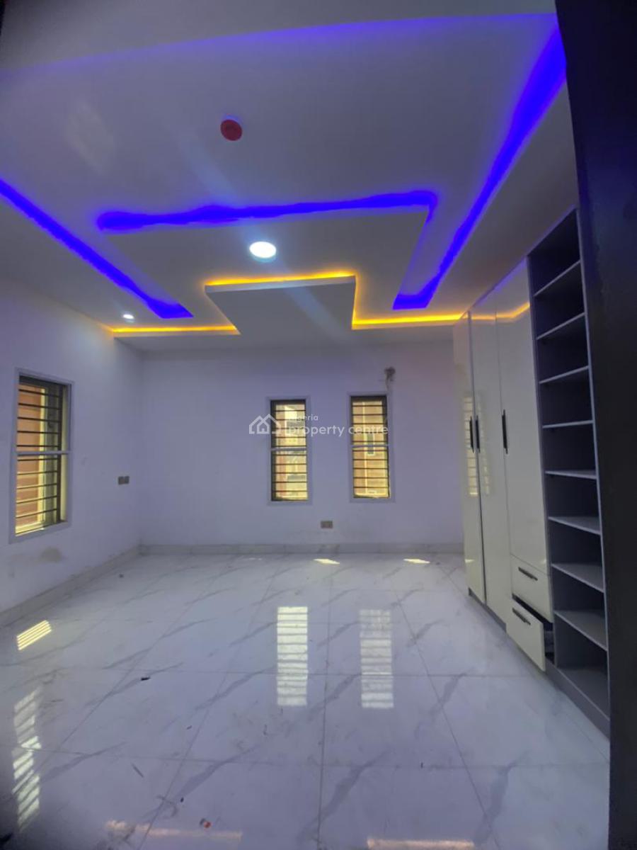 Newly Built 2 Bedroom Apartment with Bq, Off Freedom Way, Lekki Phase 1, Lekki, Lagos, Flat / Apartment for Rent