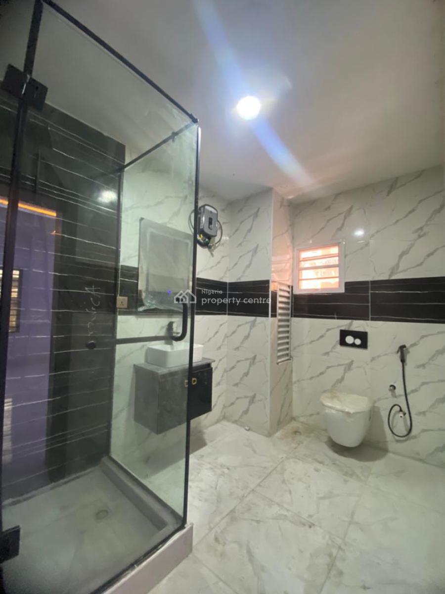 Newly Built 2 Bedroom Apartment with Bq, Off Freedom Way, Lekki Phase 1, Lekki, Lagos, Flat / Apartment for Rent