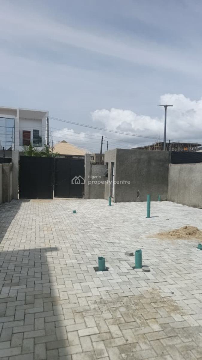 Modern Newly Built  2bedroom Flat at Ologolo, Lekki., Ologolo, Lekki, Lagos, Flat / Apartment for Rent