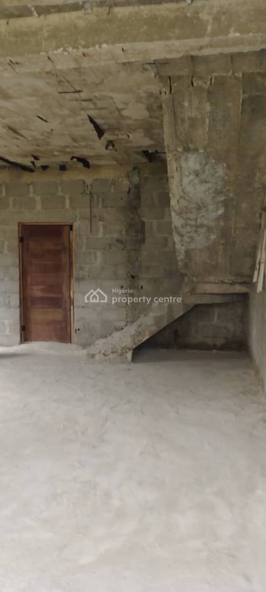 Four Bedroom Semi Detached Duplex with Bq, Chevron Round About Off Alpha Beach, Lekki Phase 1, Lekki, Lagos, Semi-detached Duplex for Sale