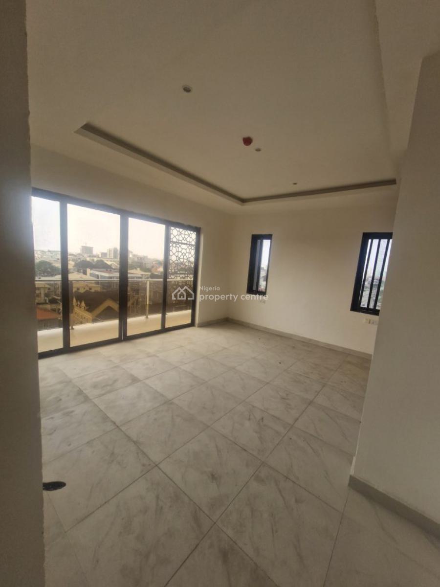 4bed Fully Detached with Swimming Pool (back Unit Is Sold and Availabl, Crown Estate Lekki Epe Express Way, Ajah, Lagos, Detached Duplex for Sale