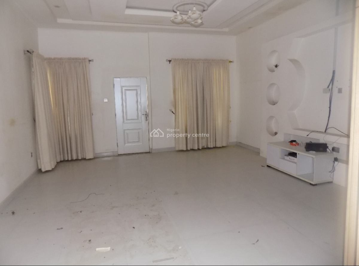 Spacious 4 Bedrooms Semi Detcahed Duplex with Bq in a Gated Estate, Ologolo, Lekki, Lagos, Semi-detached Duplex for Sale