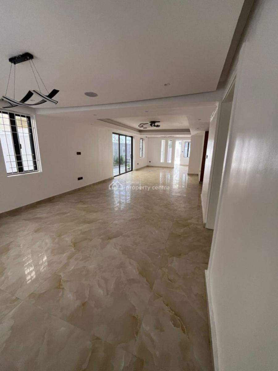 Luxury 5 Bedroom Mansion with 3rooms Bq & Chalet in a Gated Community, Off Admiralty Way, Lekki Phase 1, Lekki, Lagos, Detached Duplex for Sale