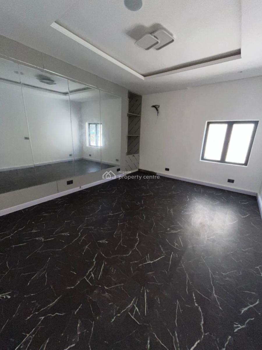 Luxury 5 Bedroom Mansion with 3rooms Bq & Chalet in a Gated Community, Off Admiralty Way, Lekki Phase 1, Lekki, Lagos, Detached Duplex for Sale