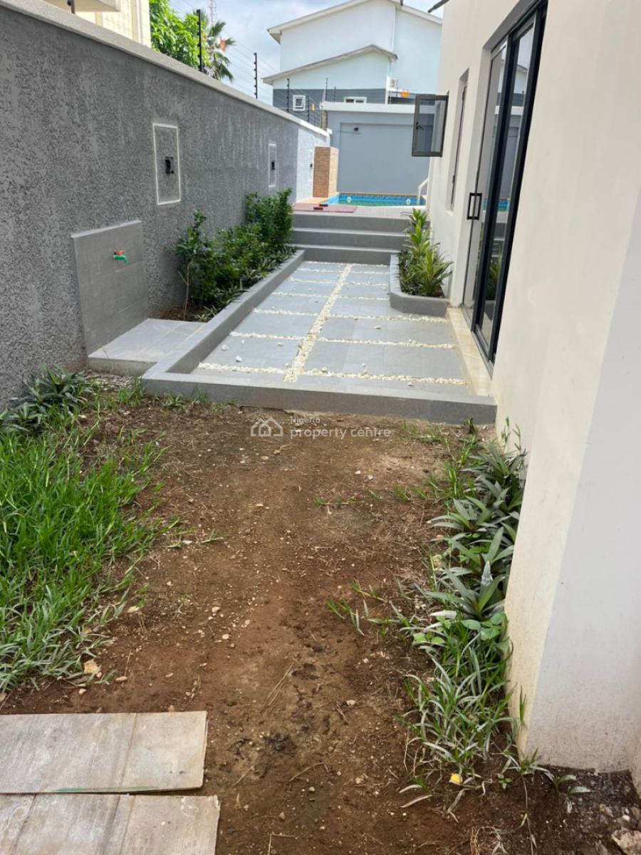 Luxury 5 Bedroom Mansion with 3rooms Bq & Chalet in a Gated Community, Off Admiralty Way, Lekki Phase 1, Lekki, Lagos, Detached Duplex for Sale