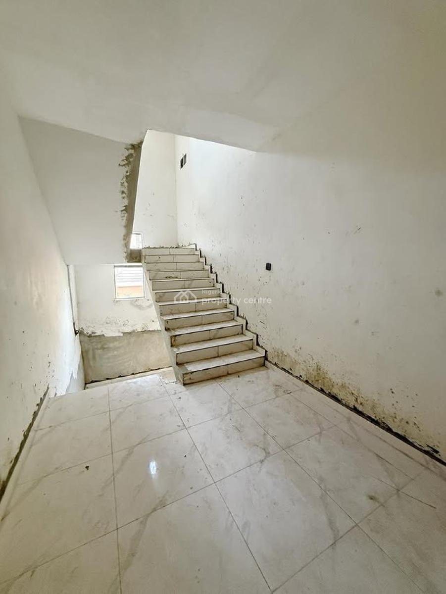 Lovely 2 Bedroom Apartment with Bq, Ikate, Lekki, Lagos, Block of Flats for Sale