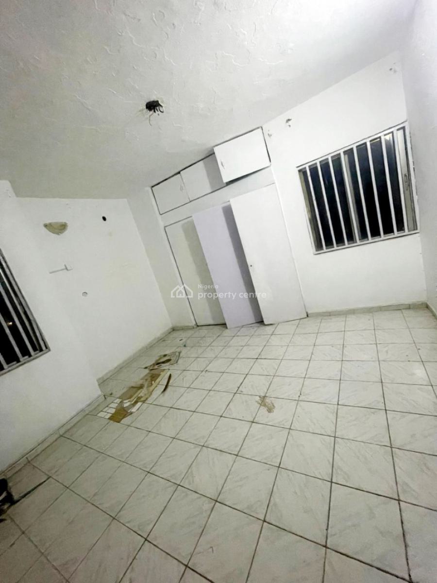 Massive Self Contain in a Serene Environment, Garki 2, Opposite Garki Market, Garki, Abuja, Self Contain (single Rooms) for Rent