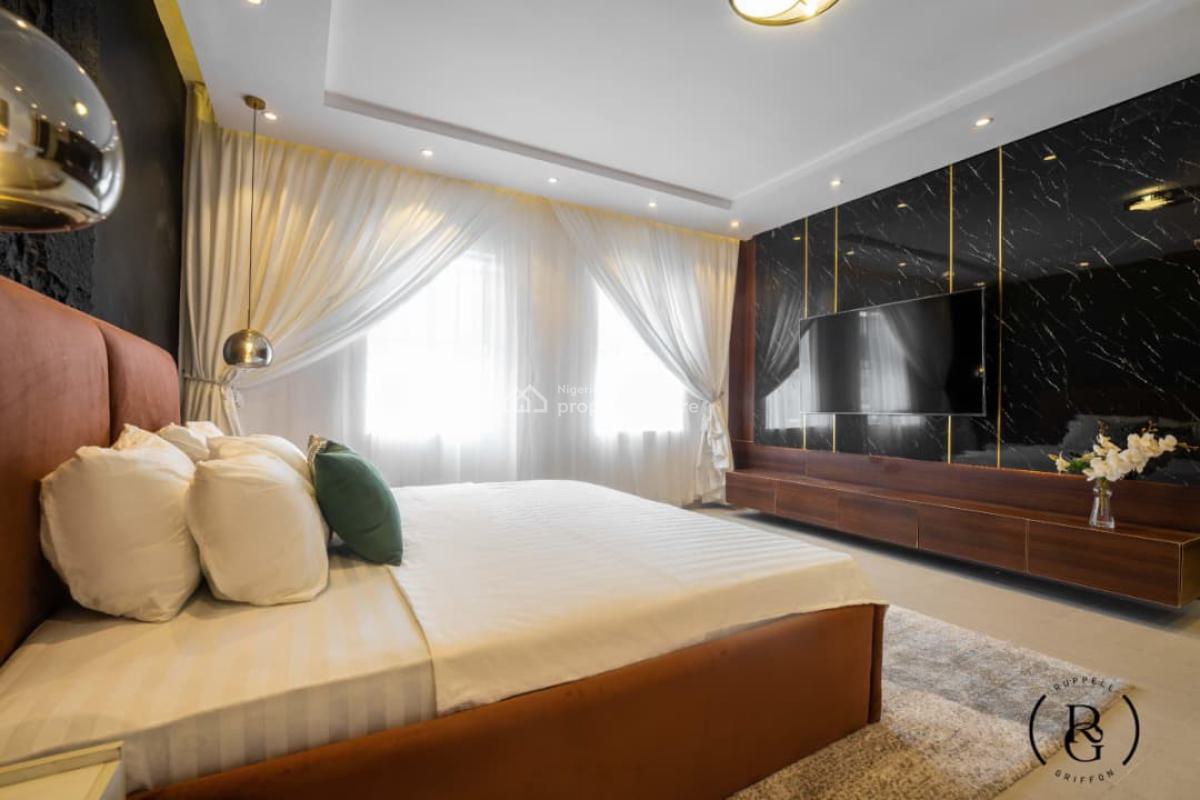 Cozy, Crisp and Sharp3-bedroom Serviced Apartment, Ologolo, Lekki, Lagos, Flat / Apartment Short Let