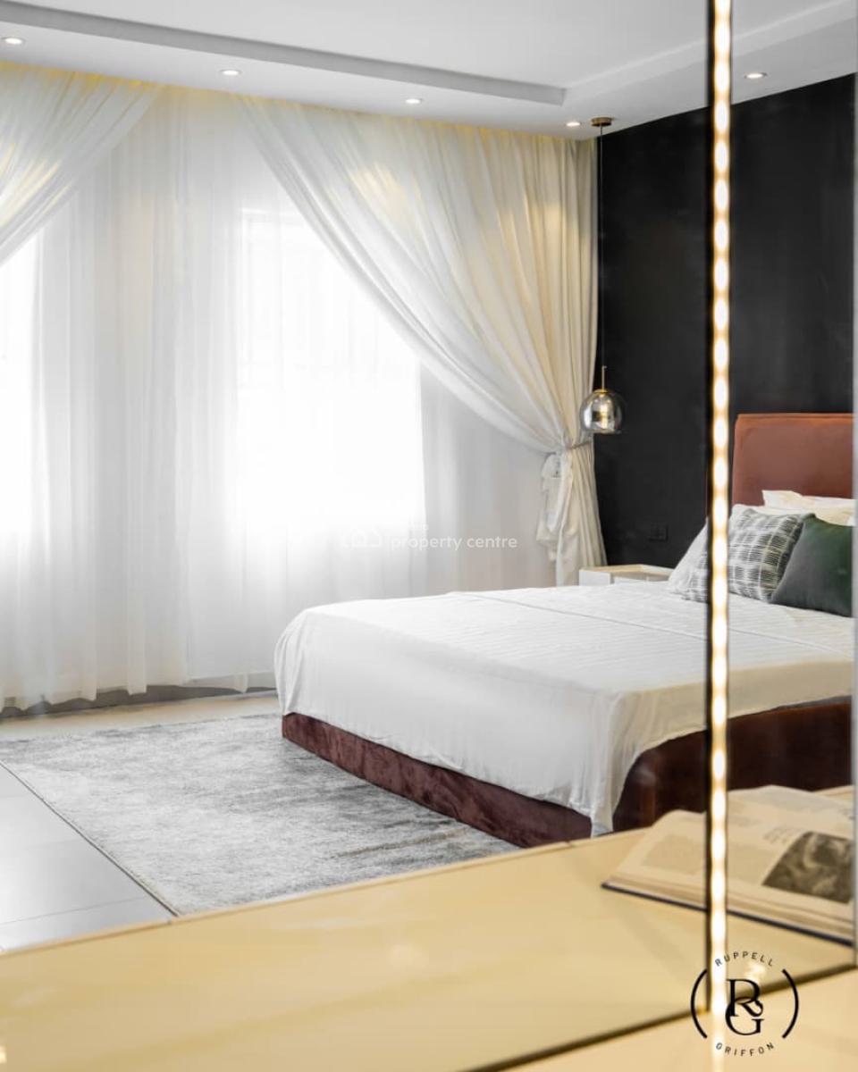 Cozy, Crisp and Sharp3-bedroom Serviced Apartment, Ologolo, Lekki, Lagos, Flat / Apartment Short Let