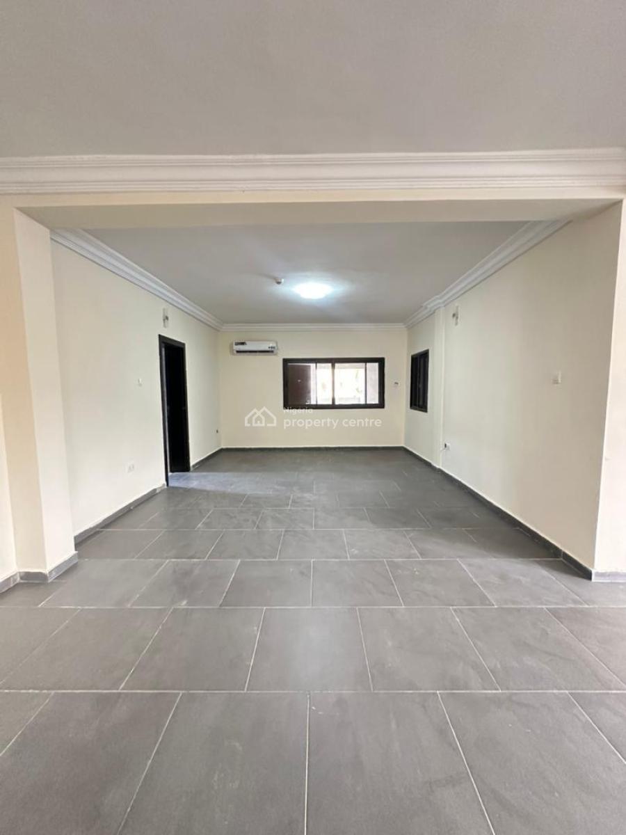Exclusive 3 Bedroom Apartment, Lekki Phase 1, Lekki, Lagos, Flat / Apartment for Rent