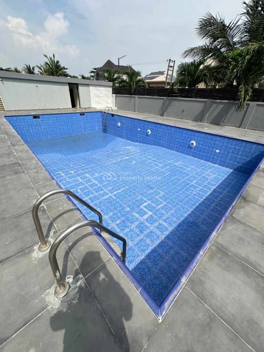 Exclusive 3 Bedroom Apartment, Lekki Phase 1, Lekki, Lagos, Flat / Apartment for Rent