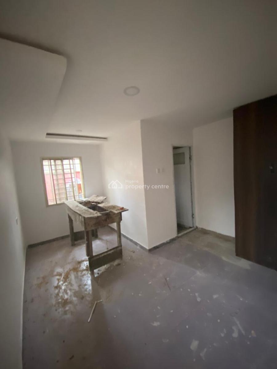 Sharp 2 Bedrooms Apartment, By Ogidan, Sangotedo, Ajah, Lagos, Flat / Apartment for Rent