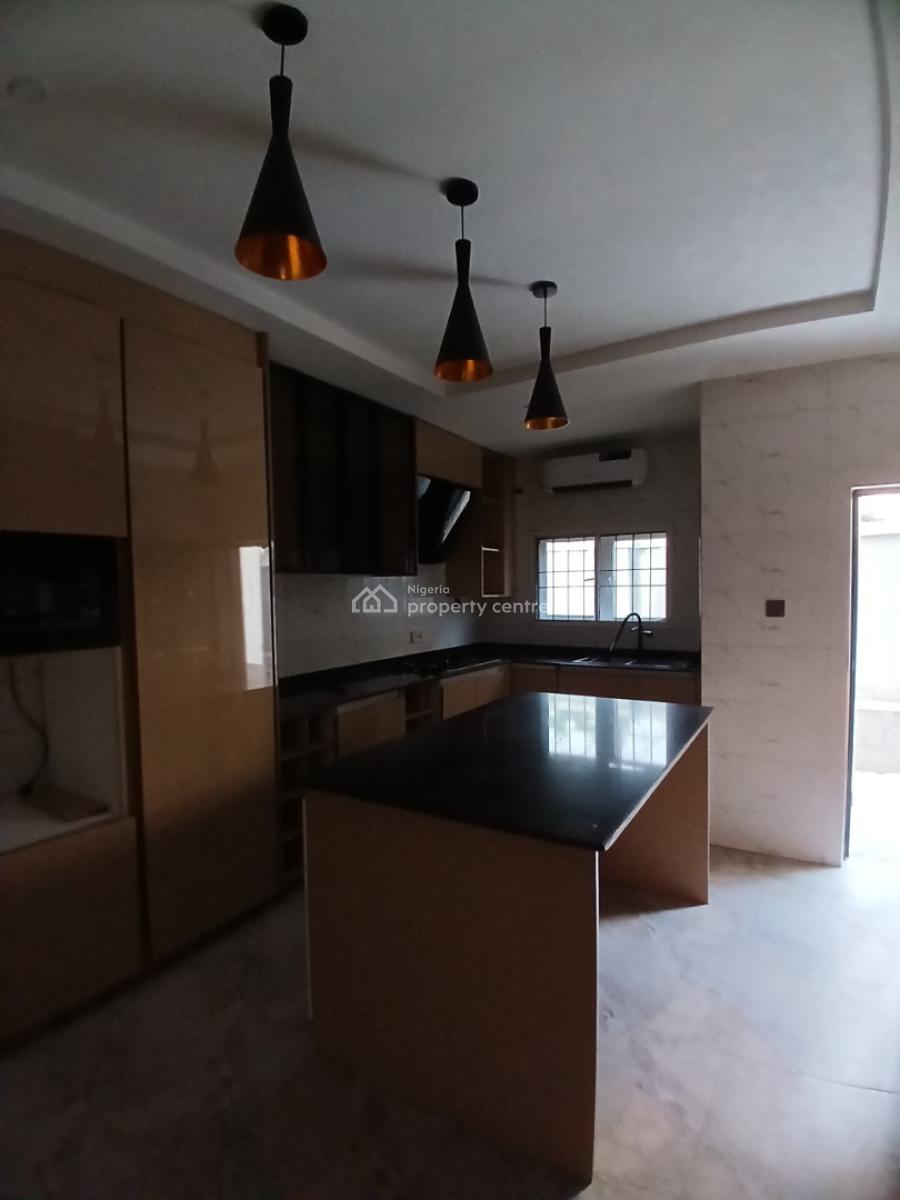 Brand New 4 Bedroom Terrace Duplex with 1 Room Bq, Diplomatic Zone, Guzape District, Abuja, Terraced Duplex for Rent