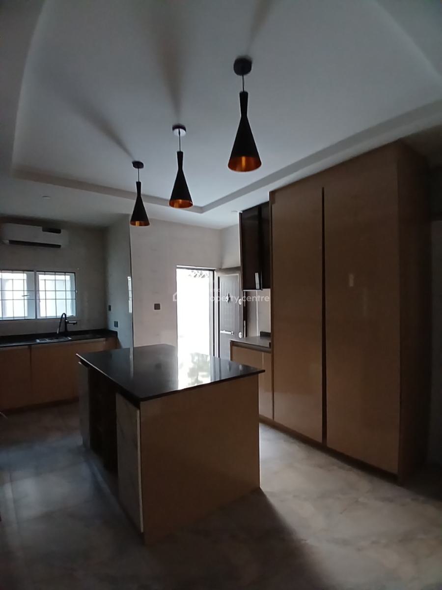 Brand New 4 Bedroom Terrace Duplex with 1 Room Bq, Diplomatic Zone, Guzape District, Abuja, Terraced Duplex for Rent