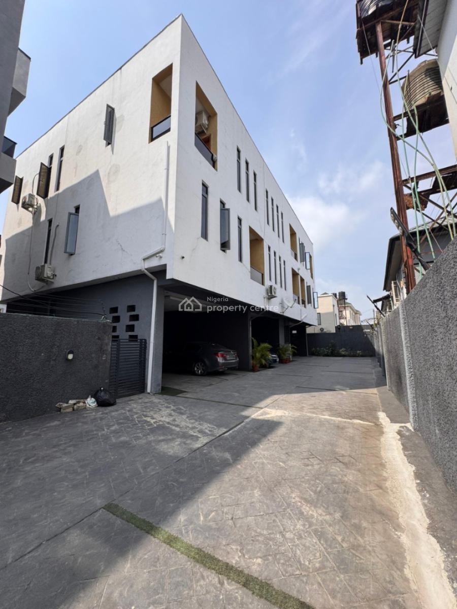 Beautiful 4 Bedroom Terrace Duplex with Bq, Osapa London, Osapa, Lekki, Lagos, Terraced Duplex for Sale