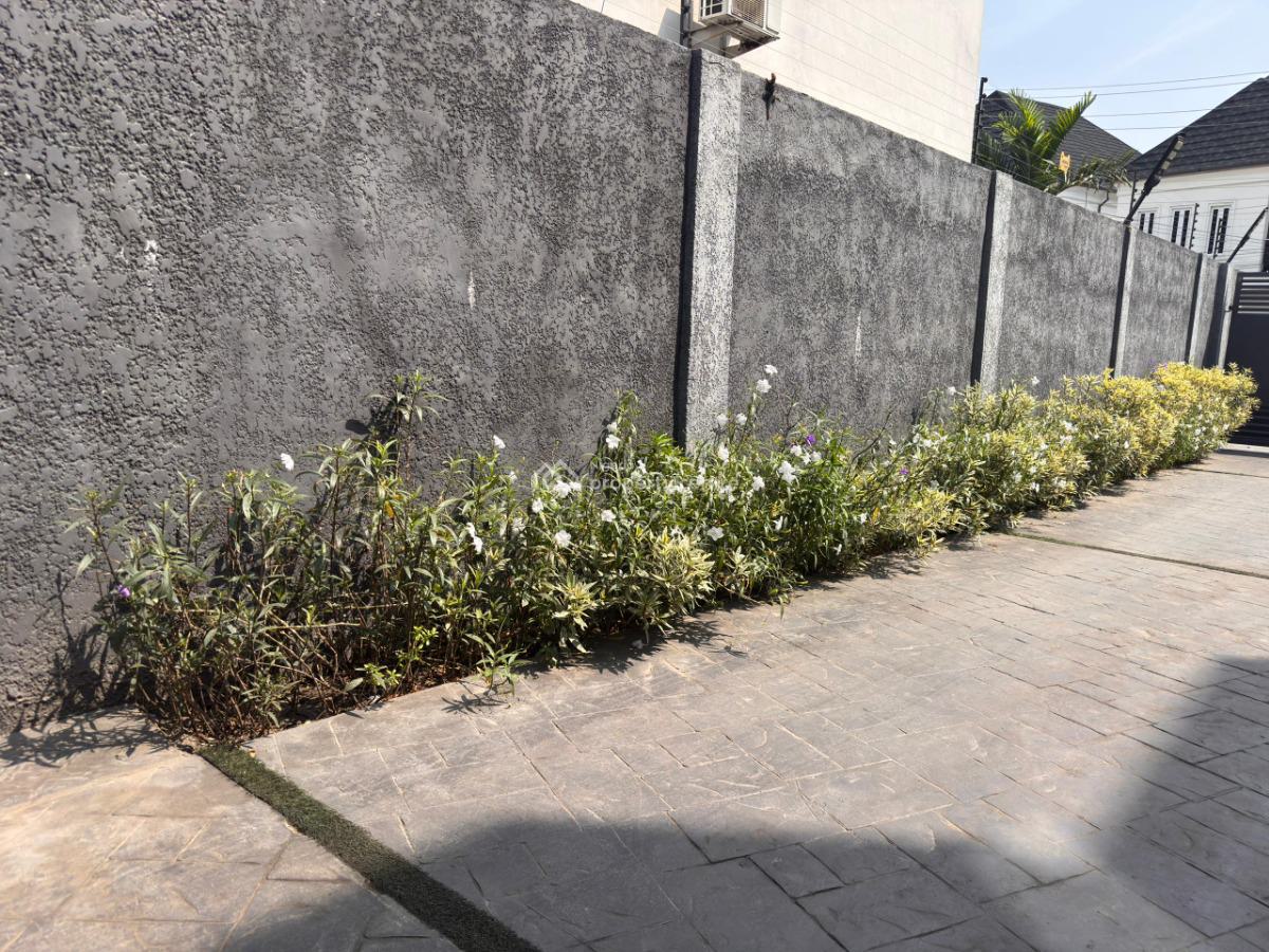 Beautiful 4 Bedroom Terrace Duplex with Bq, Osapa London, Osapa, Lekki, Lagos, Terraced Duplex for Sale