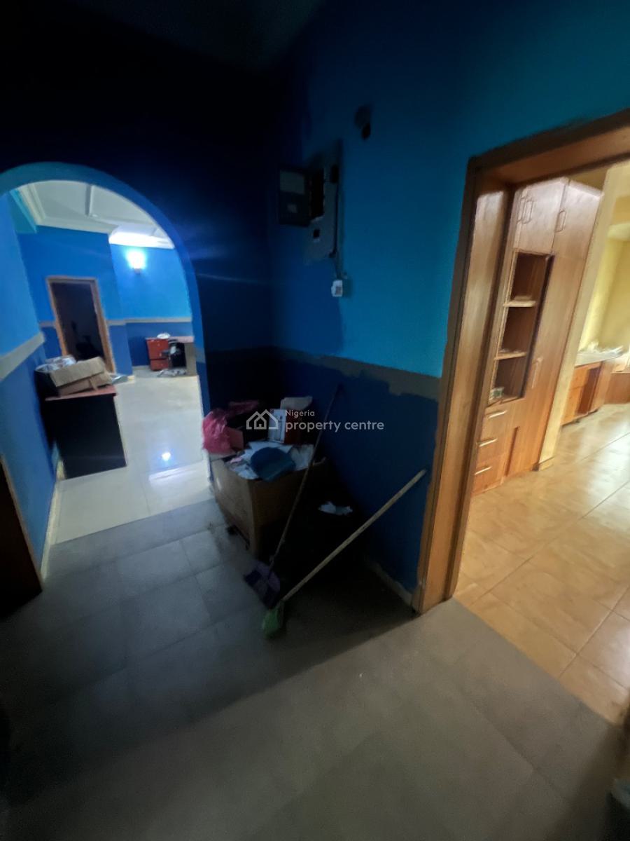 Spacious & Very Clean Commercial Property/office Space on a Major Road, Lekki Phase 1, Lekki, Lagos, Office Space for Rent