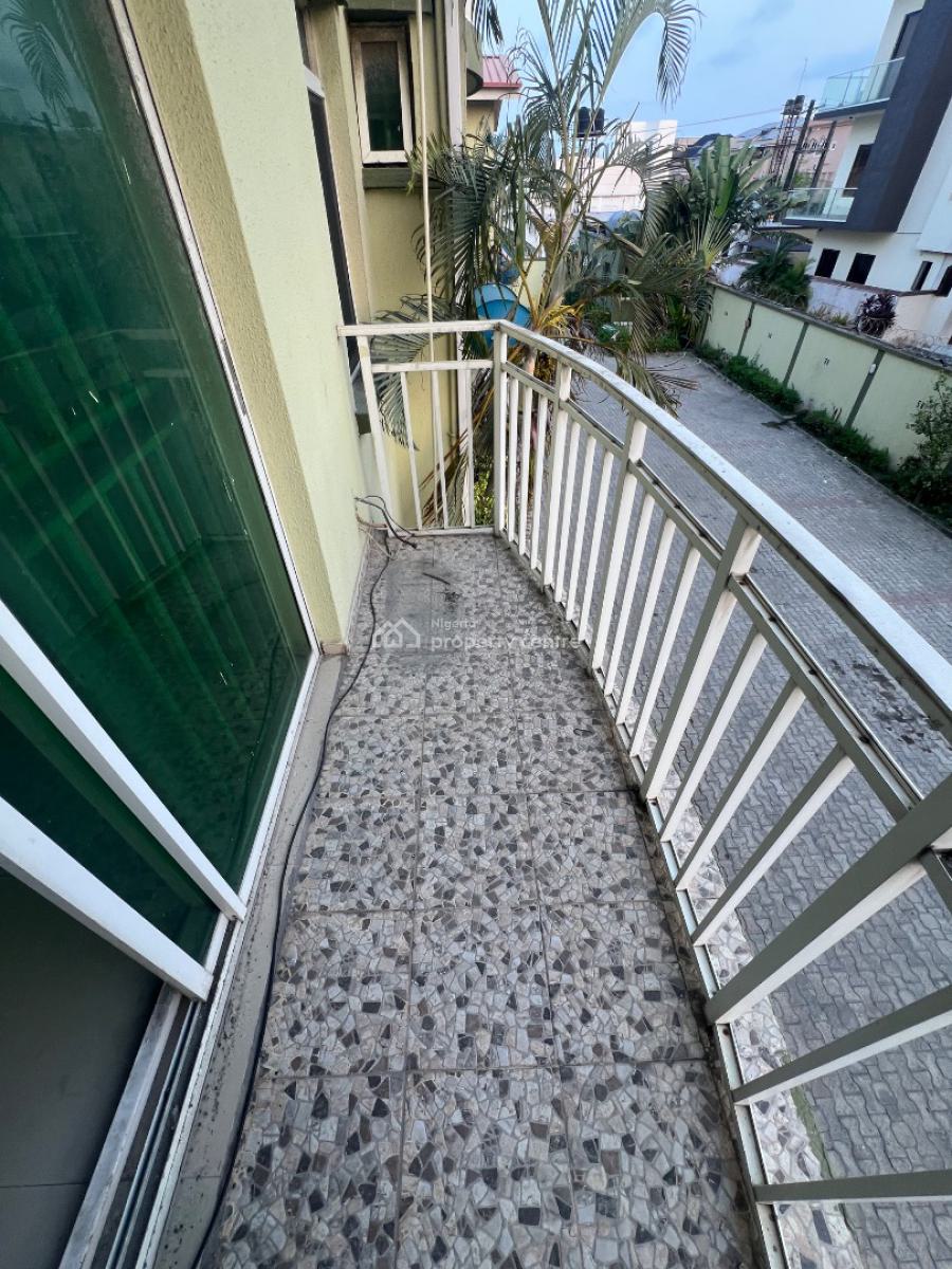 Spacious & Very Clean Commercial Property/office Space on a Major Road, Lekki Phase 1, Lekki, Lagos, Office Space for Rent