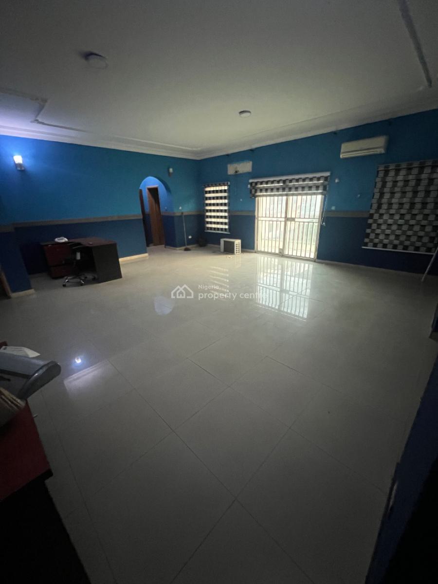 Spacious & Very Clean Commercial Property/office Space on a Major Road, Lekki Phase 1, Lekki, Lagos, Office Space for Rent