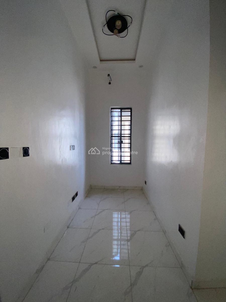 4 Bedroom Semi Detached Duplex with Bq, Ikota, Lekki, Lagos, Semi-detached Duplex for Rent