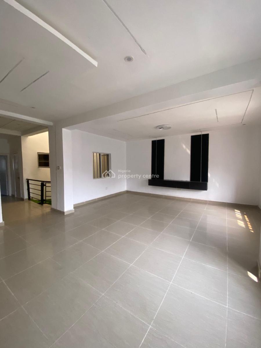 5 Bedroom Terraced Duplex with Bq, Ikota, Lekki, Lagos, Terraced Duplex for Sale