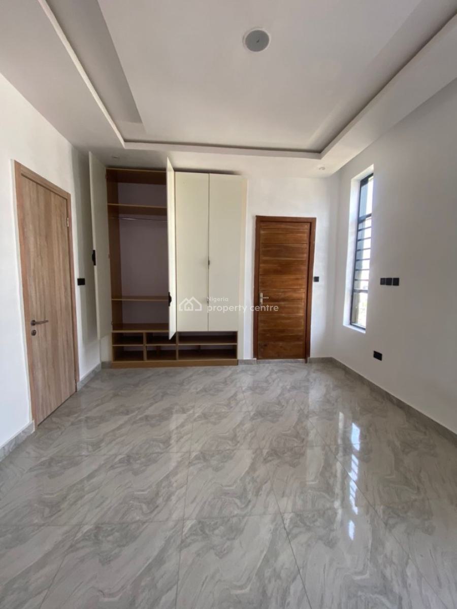 2 Bedroom Apartment with Pool, Gym, Ikota, Lekki, Lagos, Flat / Apartment for Sale