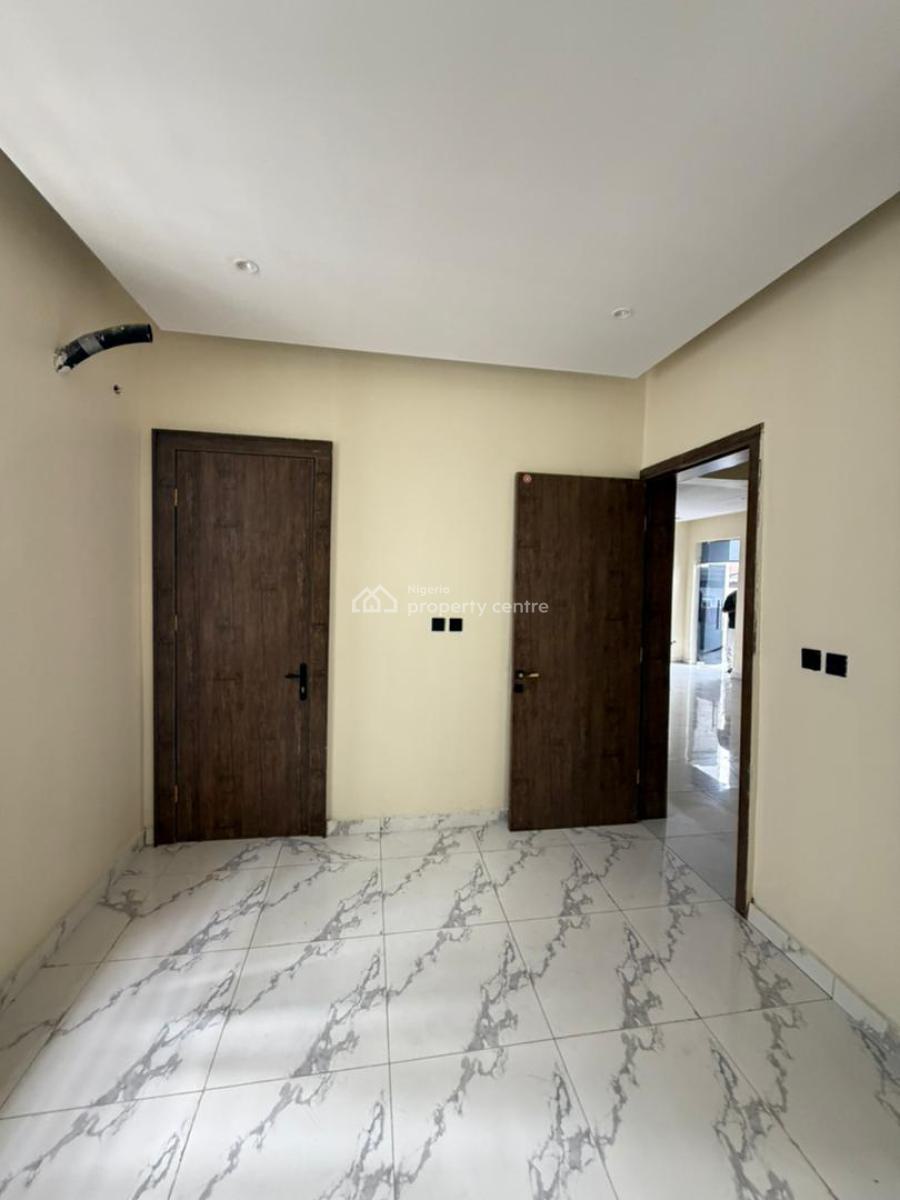 Most Affordable 3 Bedroom Apartment with Bq, Lekki Phase 1, Lekki, Lagos, Flat / Apartment for Sale