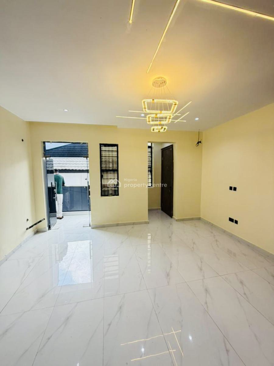 Most Affordable 3 Bedroom Apartment with Bq, Lekki Phase 1, Lekki, Lagos, Flat / Apartment for Sale