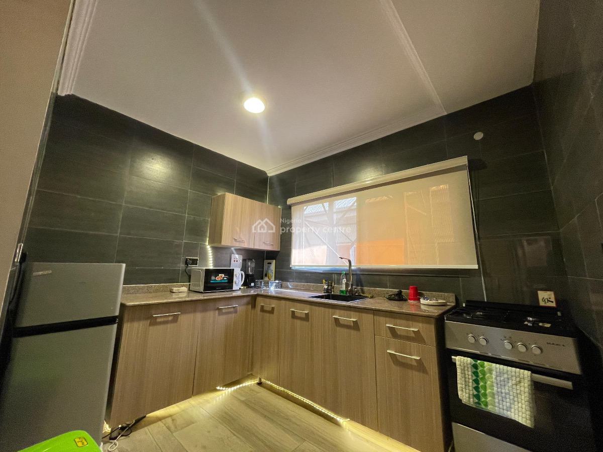One Bedroom Apartment with Balcony, Lekki Phase 1, Lekki, Lagos, Mini Flat (room and Parlour) Short Let
