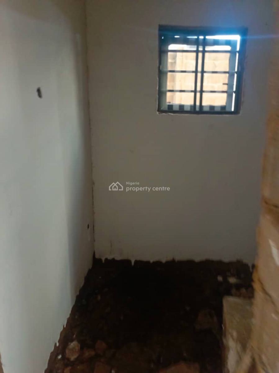 a Self Compound Warehouse/storage, Ibadan, Oyo, Warehouse for Rent
