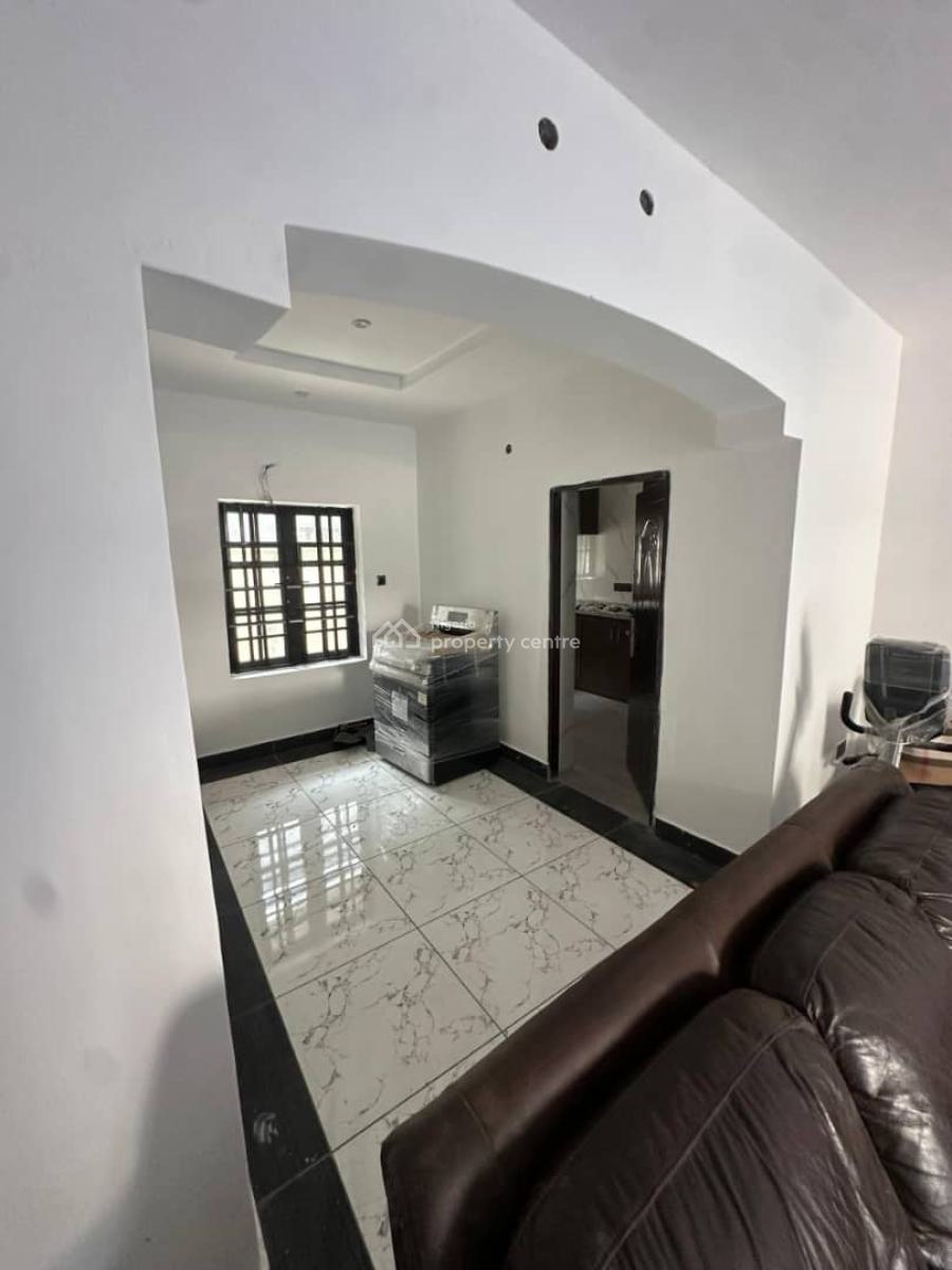 Standard 3 Bedroom Apartment, Ikota, Lekki, Lagos, Flat / Apartment for Rent