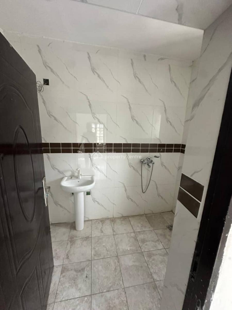 Standard 3 Bedroom Apartment, Ikota, Lekki, Lagos, Flat / Apartment for Rent