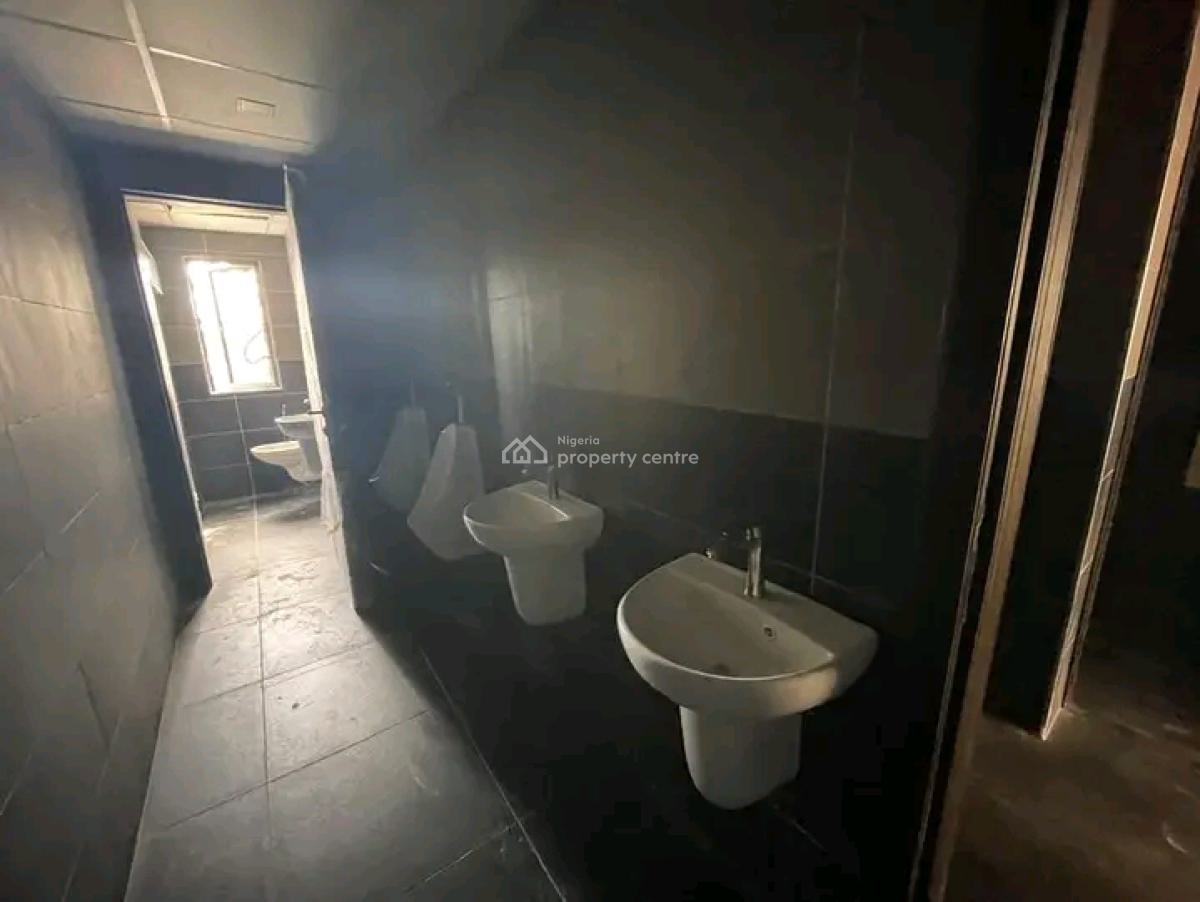 Fully Serviced Morden Office Facility, Victoria Island (vi), Lagos, Office Space for Rent