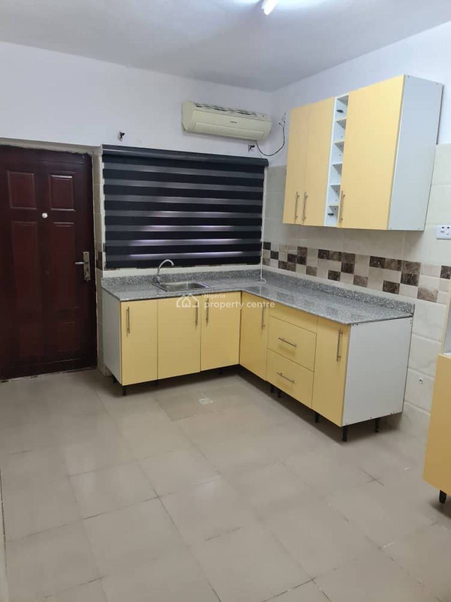 3 Bedroom Apartment in a Gated Estate, Abijo Gra, Abijo, Lekki, Lagos, Block of Flats for Sale