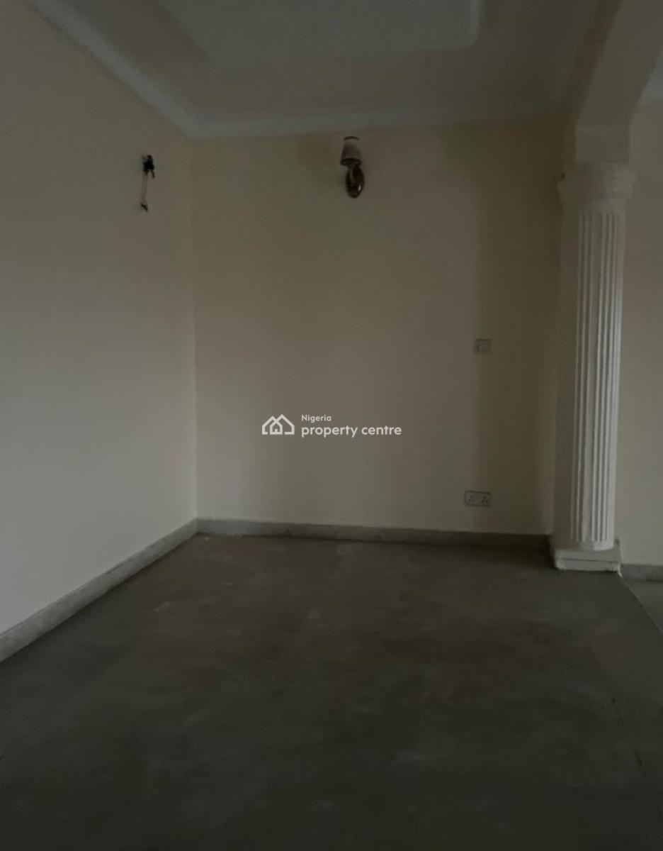 Clean 3 Bedroom Flat Upstairs, Chevy View Estate, Lekki, Lagos, Flat / Apartment for Rent