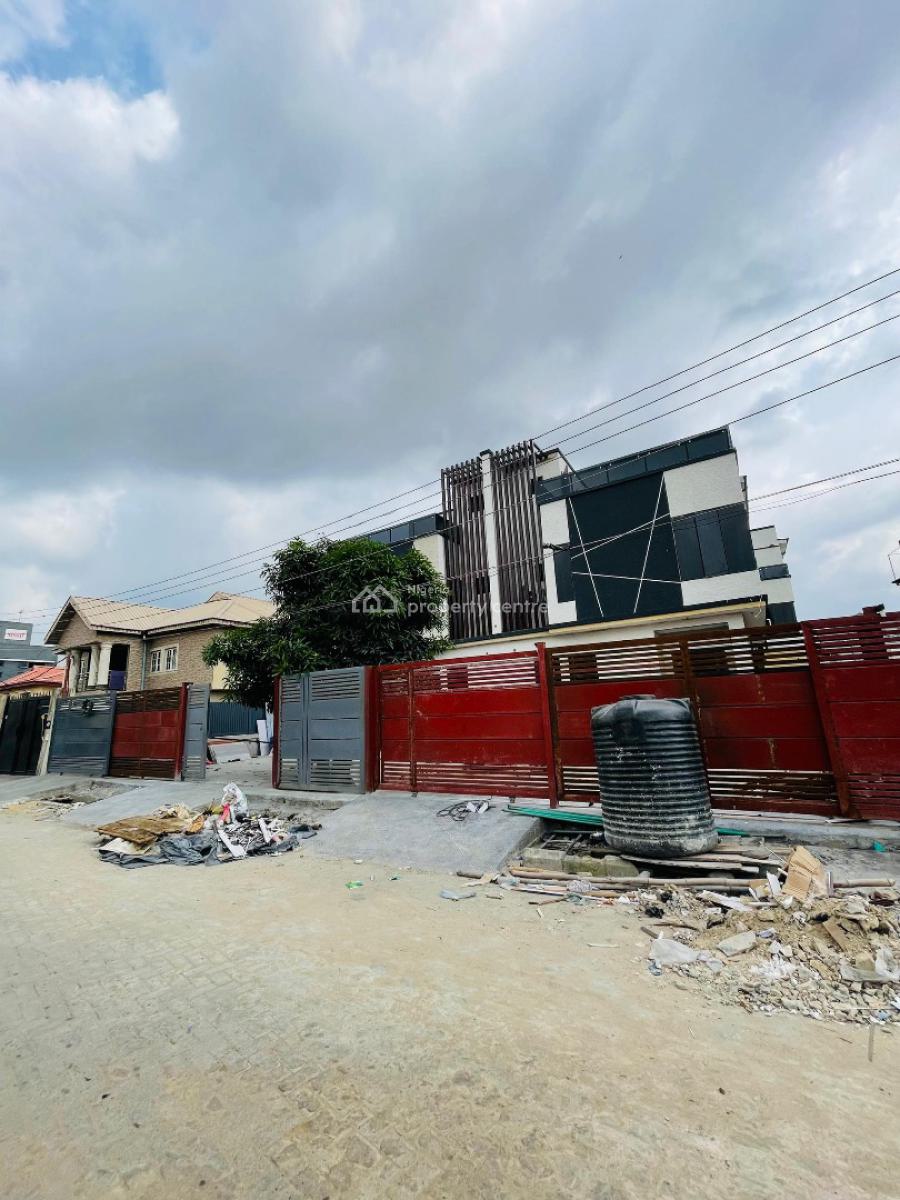 Beautifully Crafted 4 Bedroom Fully Detached Duplex in a Secured Estate, Gbagada, Lagos, House for Sale