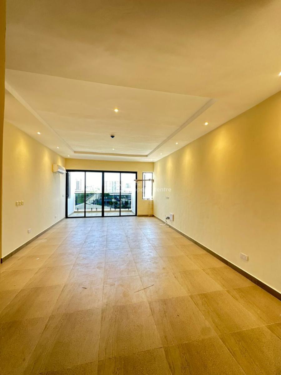 Newly Built and Serviced with 24/7 Power Supply 3 Bedroom En-suite Fla, Lekki Phase 1, Lekki, Lagos, Flat / Apartment for Rent