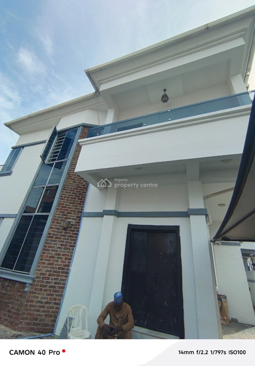 a Very Big Massive 5 Bedroom Duplex Duplex, Royal Pine Gate 1, Lekki, Lagos, Detached Duplex for Rent