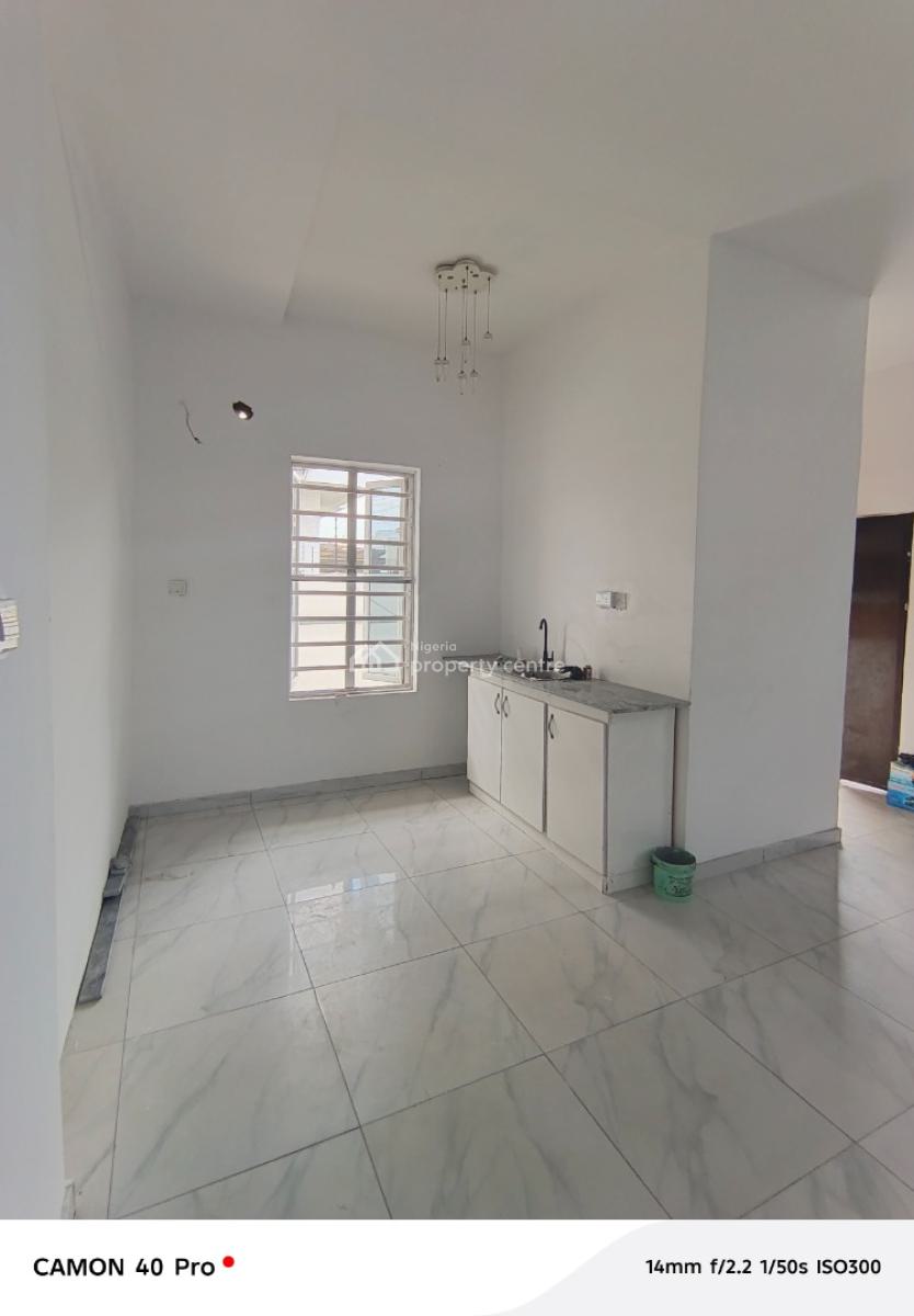 a Very Big Massive 5 Bedroom Duplex Duplex, Royal Pine Gate 1, Lekki, Lagos, Detached Duplex for Rent