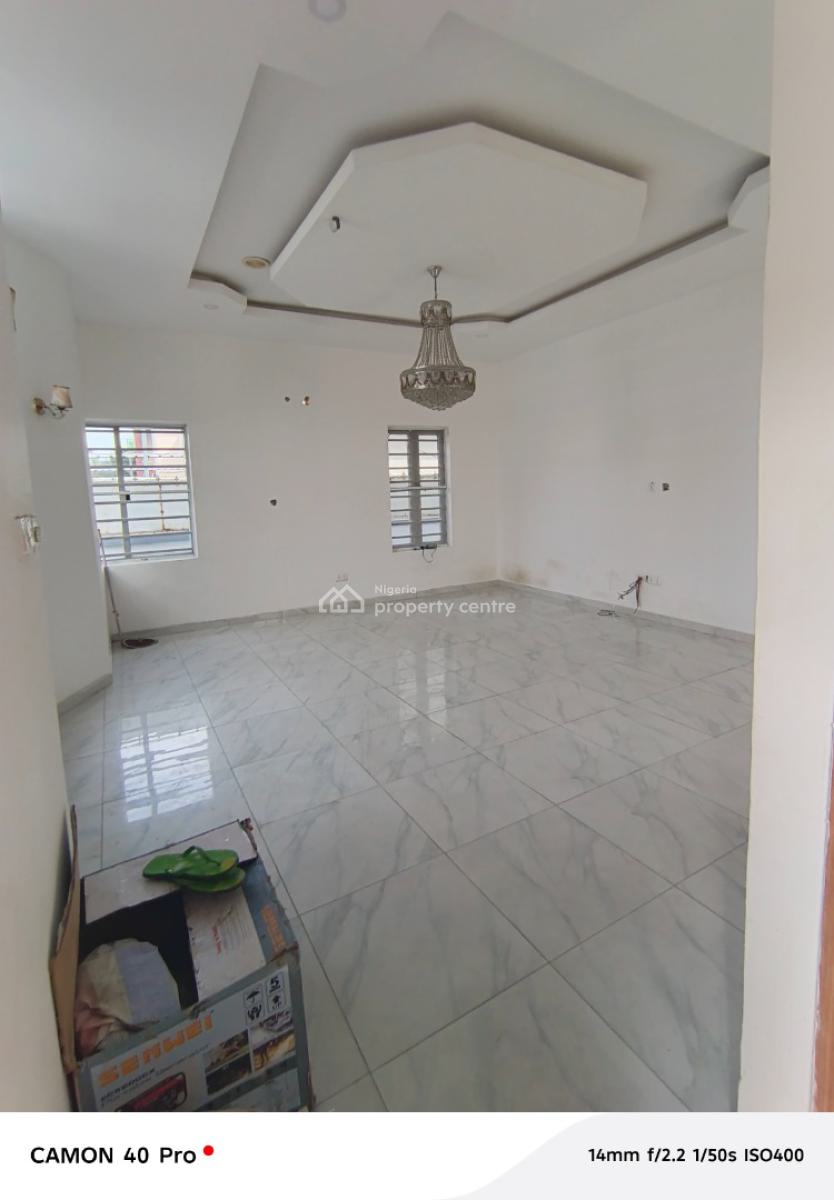 a Very Big Massive 5 Bedroom Duplex Duplex, Royal Pine Gate 1, Lekki, Lagos, Detached Duplex for Rent