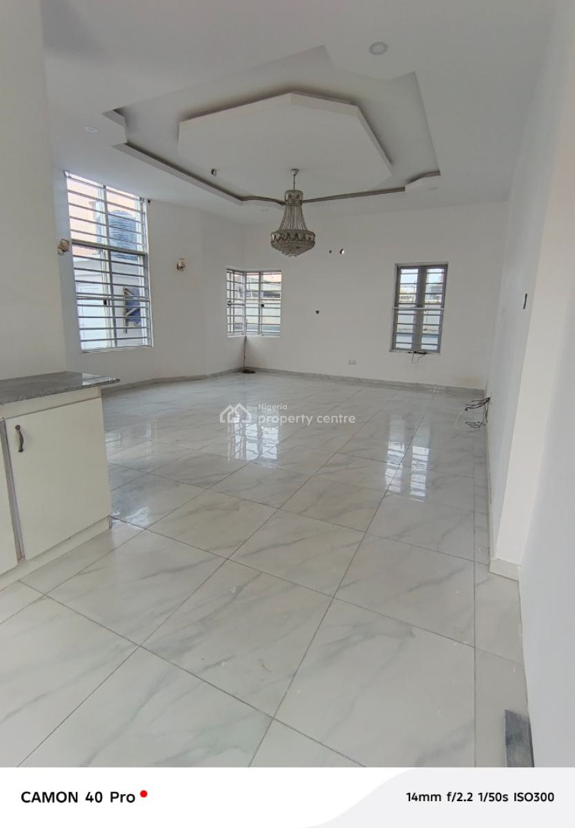 a Very Big Massive 5 Bedroom Duplex Duplex, Royal Pine Gate 1, Lekki, Lagos, Detached Duplex for Rent