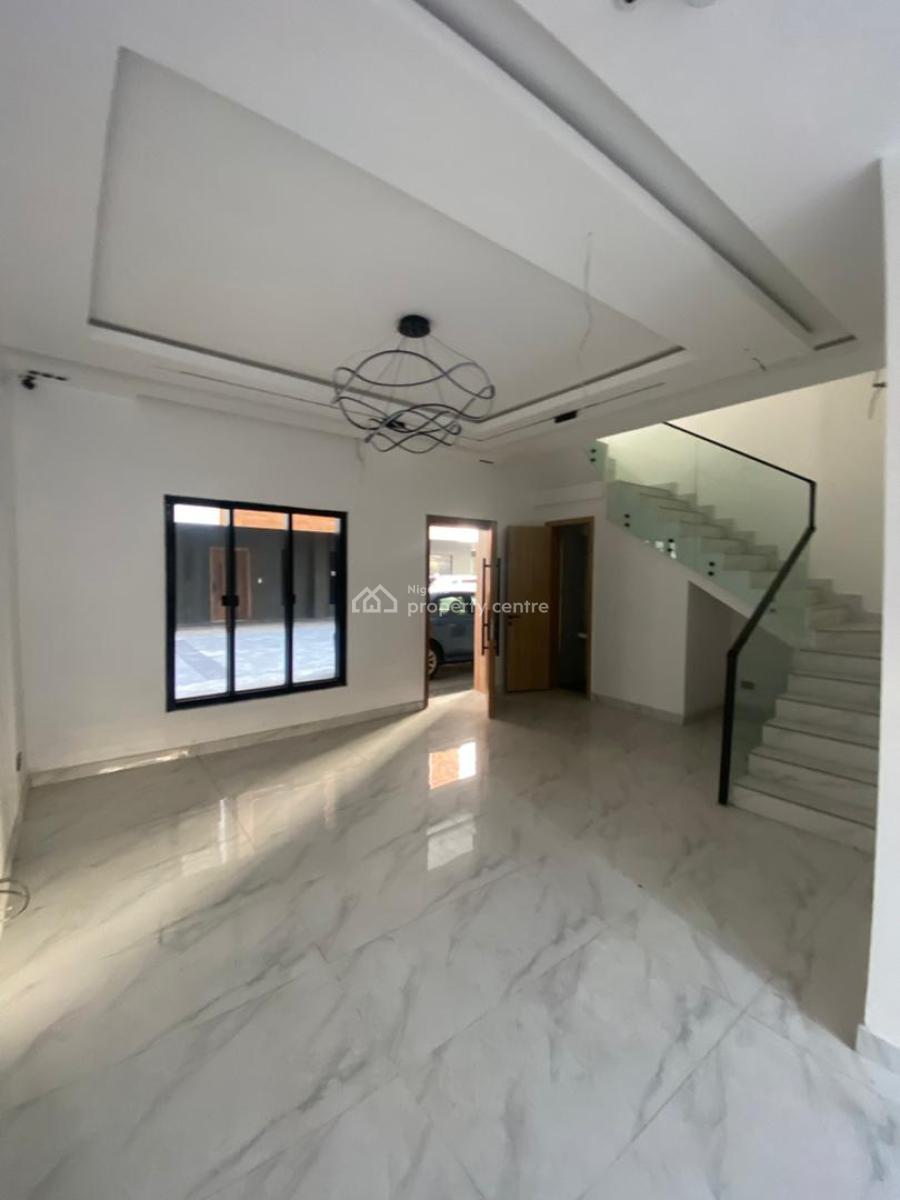 a Fully Serviced 4 Bedroom Terrace Duplex with a Bq Available, Lekki Phase 1, Lekki, Lagos, Terraced Duplex for Rent