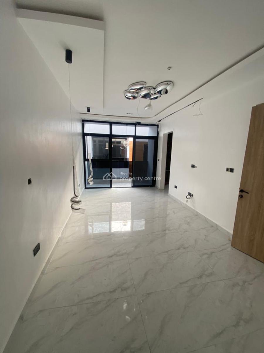 a Fully Serviced 4 Bedroom Terrace Duplex with a Bq Available, Lekki Phase 1, Lekki, Lagos, Terraced Duplex for Rent