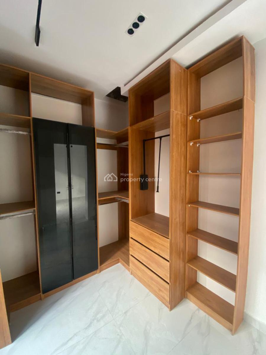 a Fully Serviced 4 Bedroom Terrace Duplex with a Bq Available, Lekki Phase 1, Lekki, Lagos, Terraced Duplex for Rent