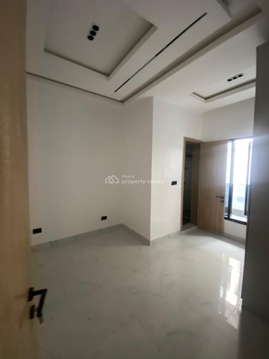 a Fully Serviced 4 Bedroom Terrace Duplex with a Bq Available, Lekki Phase 1, Lekki, Lagos, Terraced Duplex for Rent